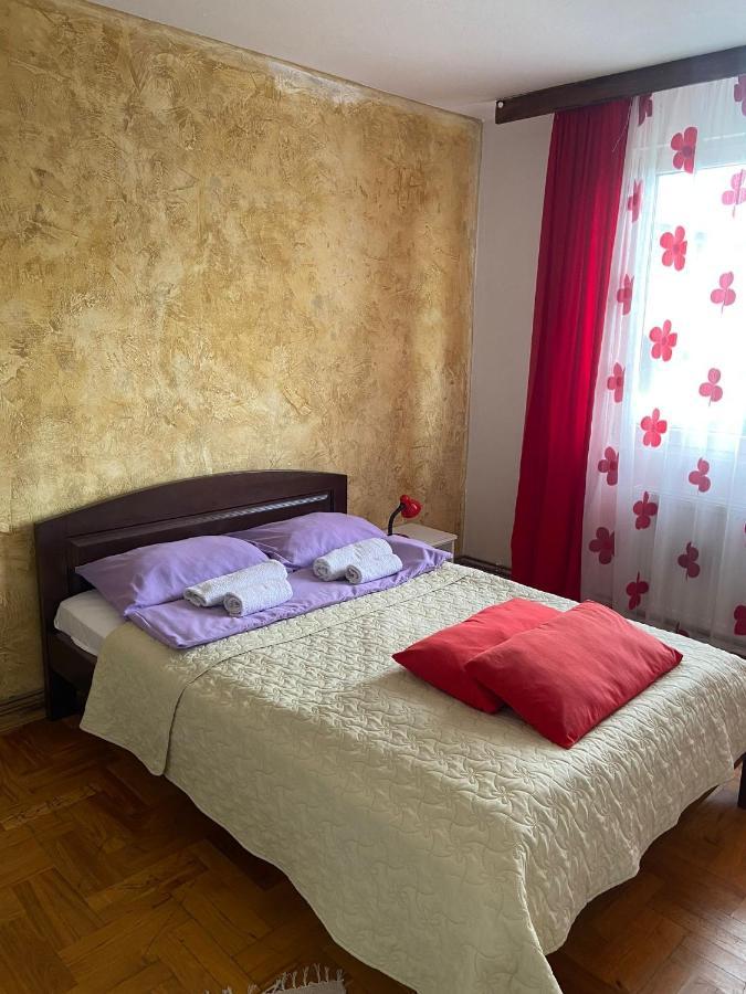 Mala Oaza Apartment Cacak Luaran gambar